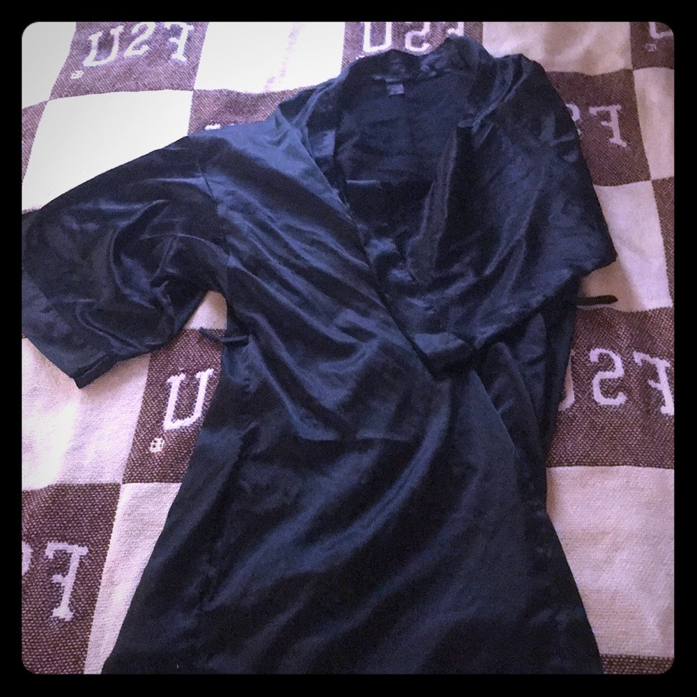 Victoria secret m-l robe